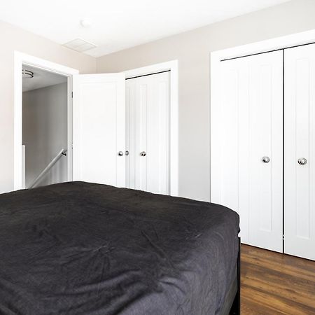 Luxury Downtown Townhome Unit 13 Cleveland Exteriör bild