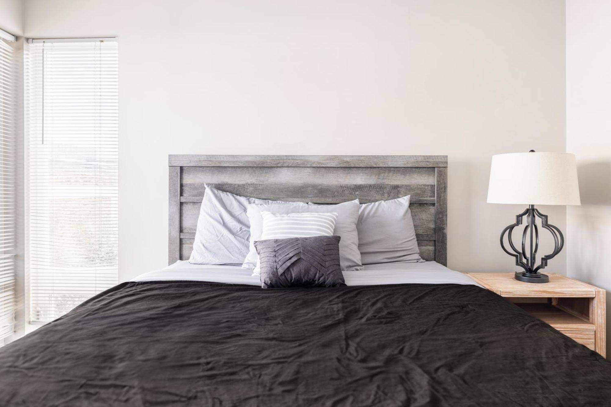 Luxury Downtown Townhome Unit 13 Cleveland Exteriör bild